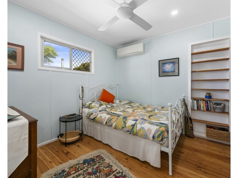 35 Tara Street, Wilsonton QLD 4350