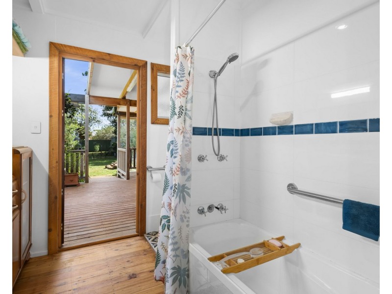 35 Tara Street, Wilsonton QLD 4350