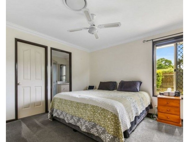 34 Wood Drive, Middle Ridge QLD 4350