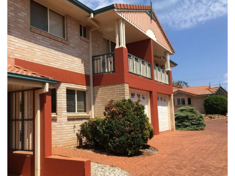 Room/7/484 West Street, Kearneys Spring QLD 4350