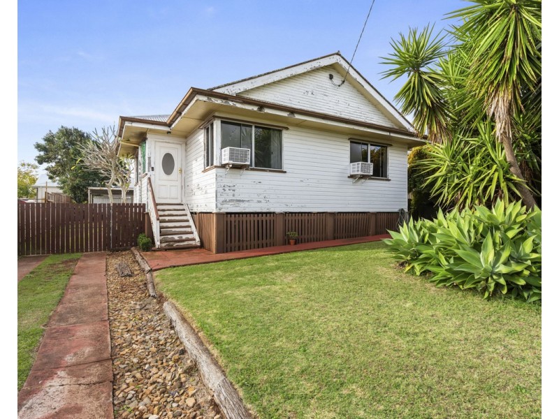 11 Kelly Street, Harlaxton QLD 4350