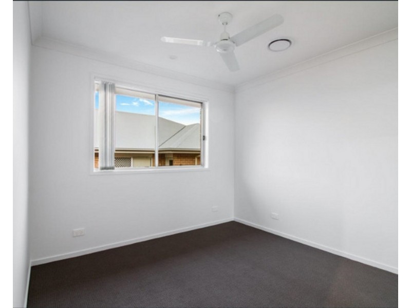 9 Broadmead Street, Glenvale QLD 4350