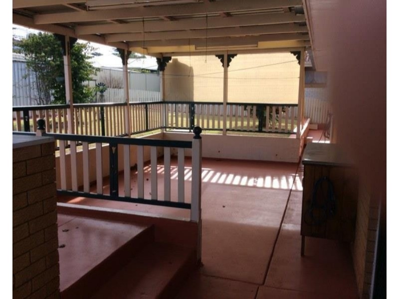 16 Corriedale Crescent, Harristown QLD 4350
