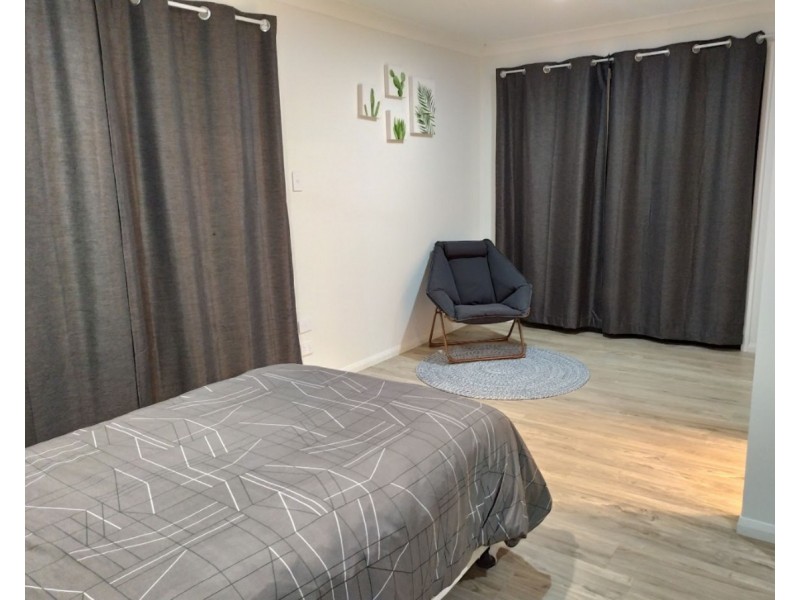 Room 1/9 Fielding Road, College View QLD 4343