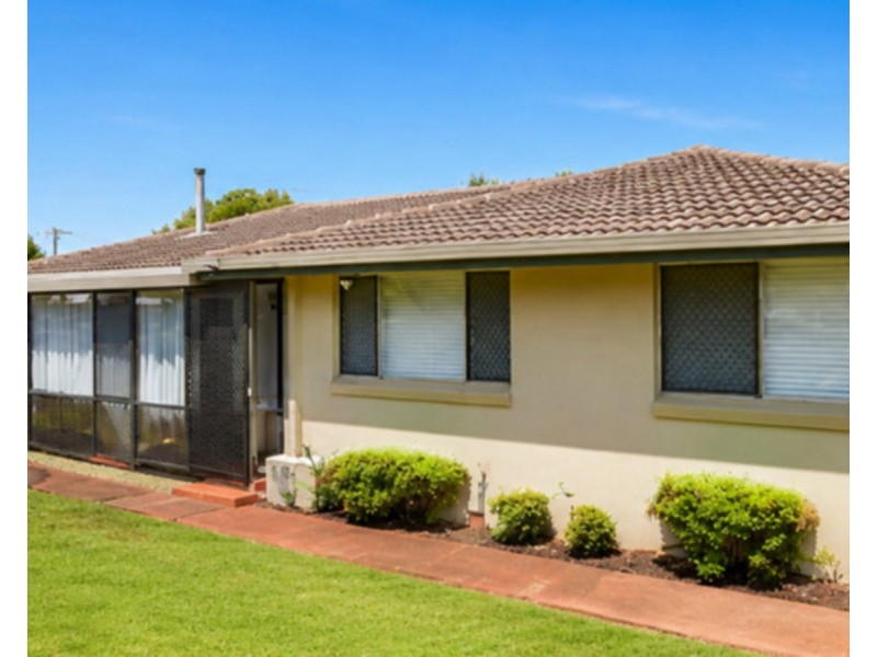 15 Raff Street, North Toowoomba QLD 4350