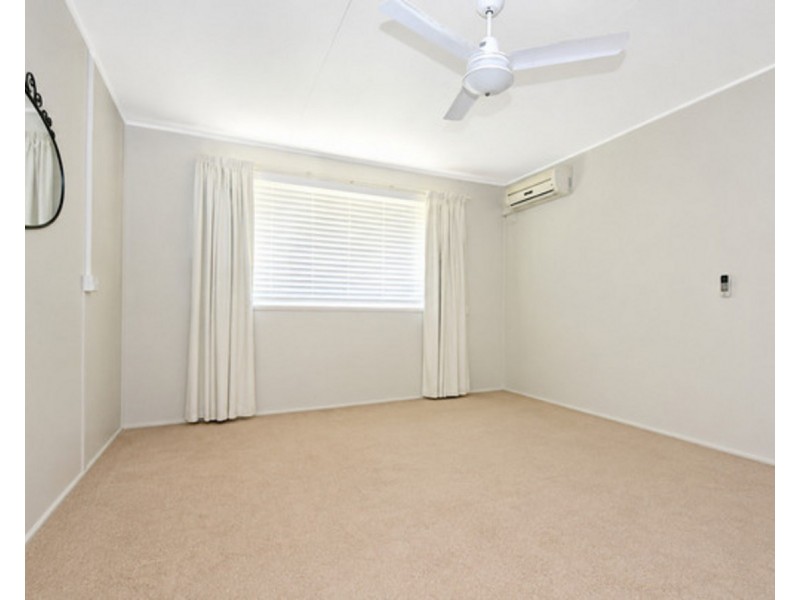 15 Raff Street, North Toowoomba QLD 4350