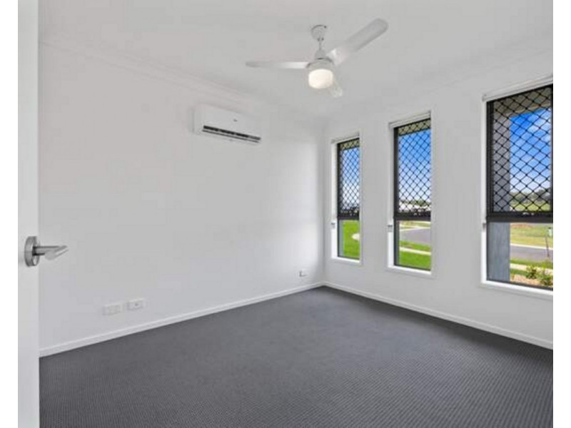 6 Abbeyfeale Circuit, Meringandan West QLD 4352
