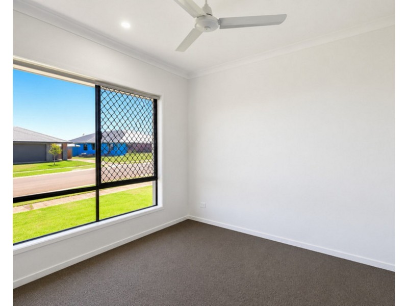 43 Ace Drive, Glenvale QLD 4350