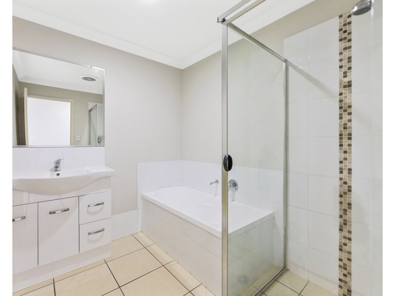 4/116-118 Taylor Street, Newtown QLD 4350