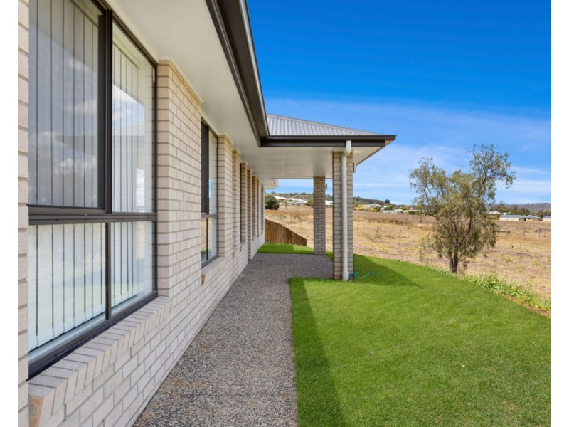7 Cowarie Court, Gowrie Junction QLD 4352
