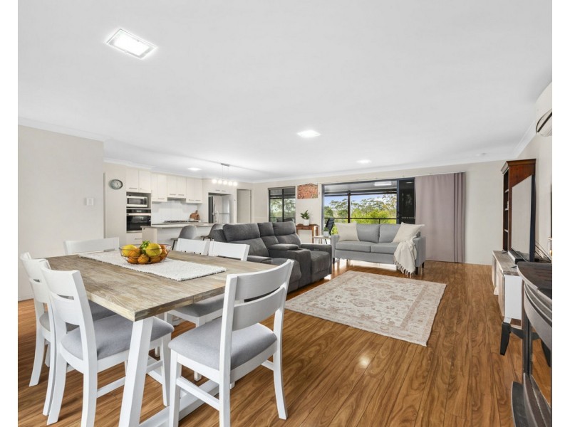 6 Sawyers Court, Gowrie Junction QLD 4352