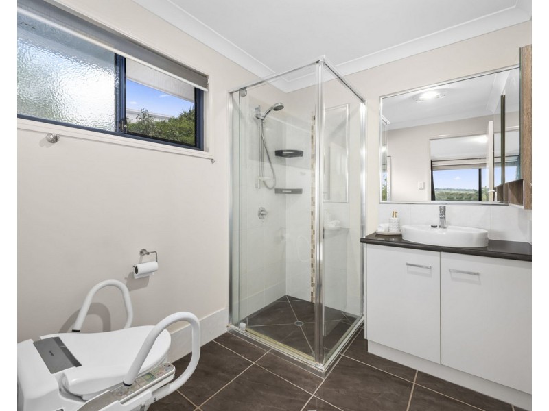 6 Sawyers Court, Gowrie Junction QLD 4352