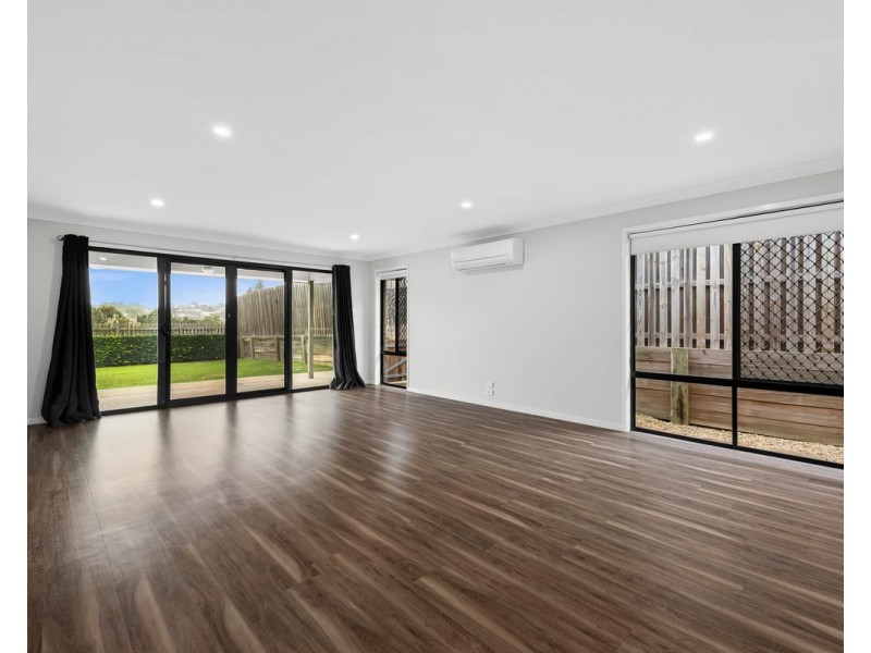 13 Diva Lane, Glenvale QLD 4350