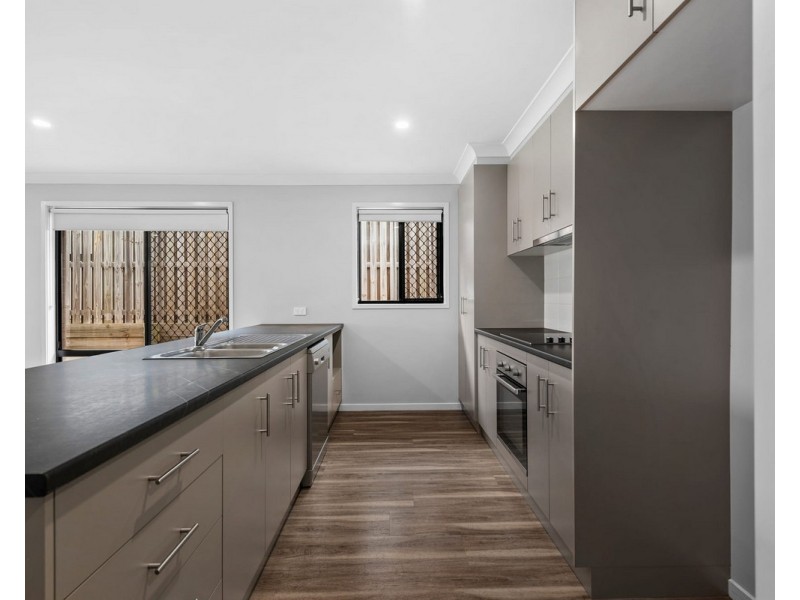 13 Diva Lane, Glenvale QLD 4350