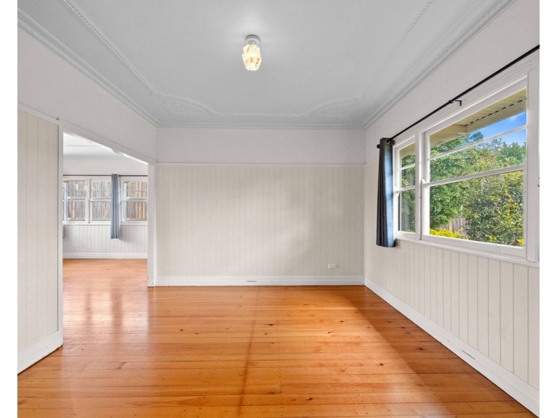 255 Bridge Street, Newtown QLD 4350