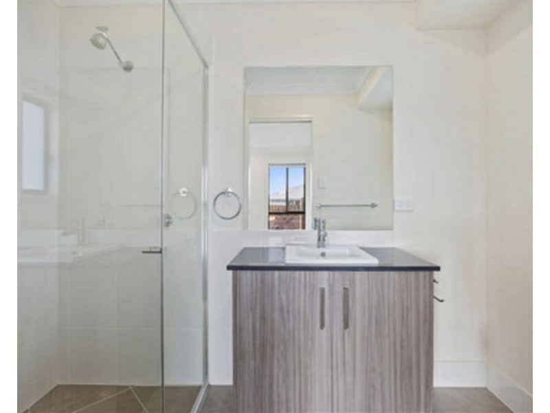 19 Abbeyfeale Circuit, Meringandan West QLD 4352