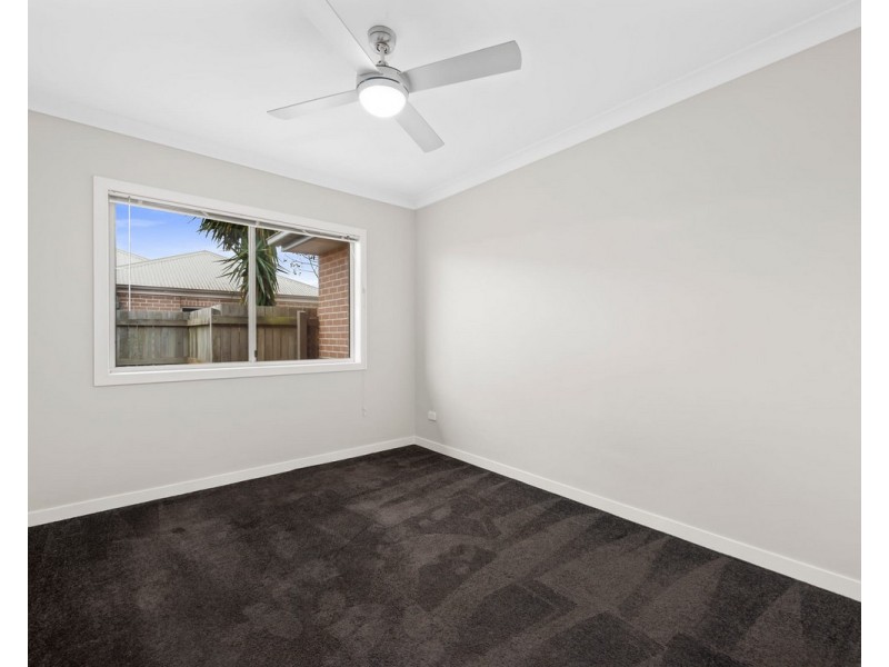 11 Sportsman Drive, Kleinton QLD 4352