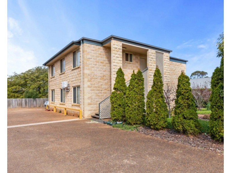 18/9 Uniplaza Court, Kearneys Spring QLD 4350