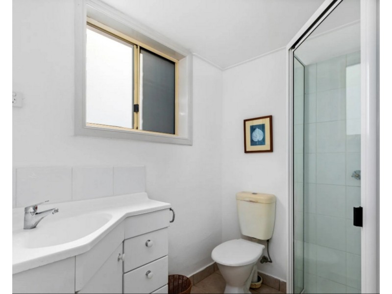 18/9 Uniplaza Court, Kearneys Spring QLD 4350
