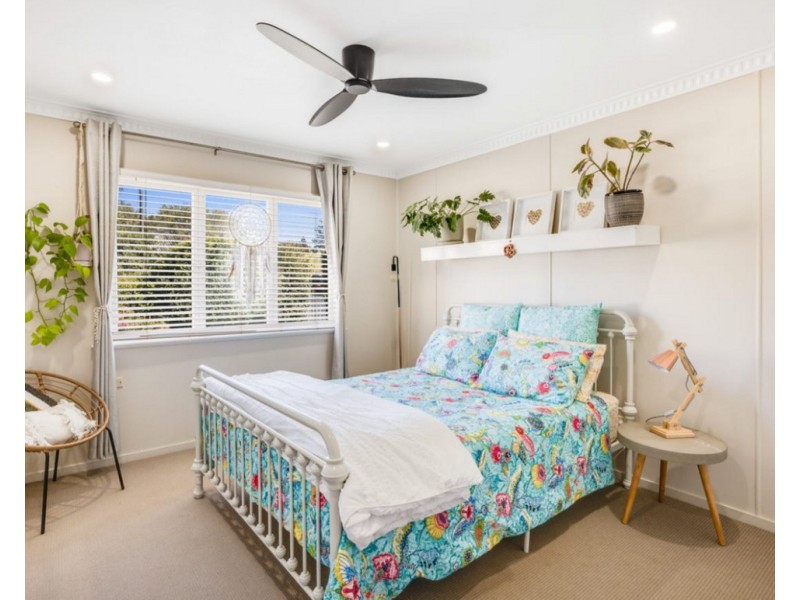 8 Empress Street, Centenary Heights QLD 4350