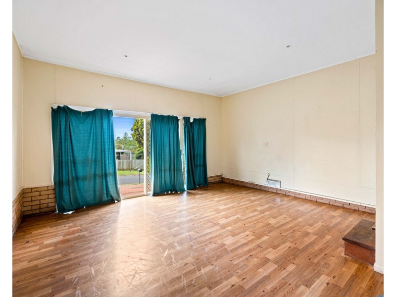 30 Cortess Street, Kearneys Spring QLD 4350