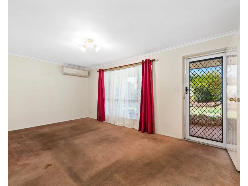 39 Banksia Street, Newtown QLD 4350