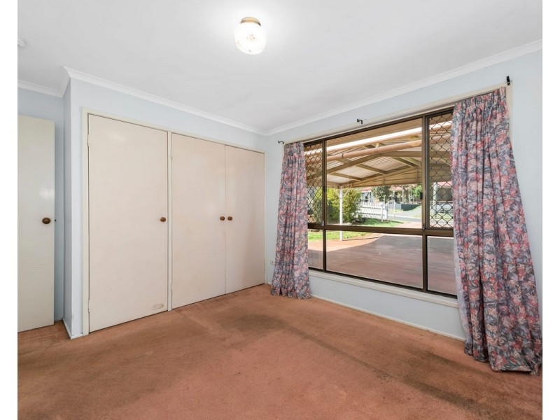 39 Banksia Street, Newtown QLD 4350