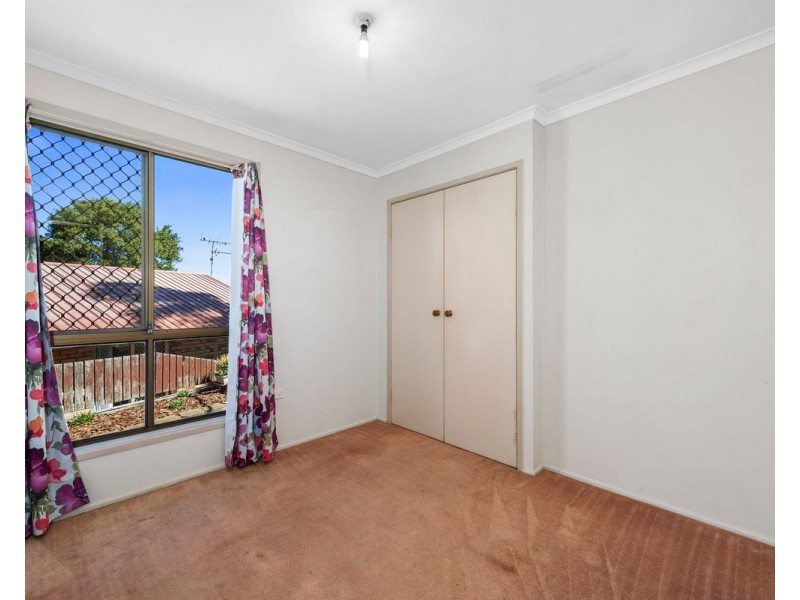 39 Banksia Street, Newtown QLD 4350