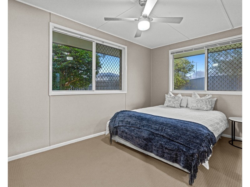 73 Debra Street, Centenary Heights QLD 4350