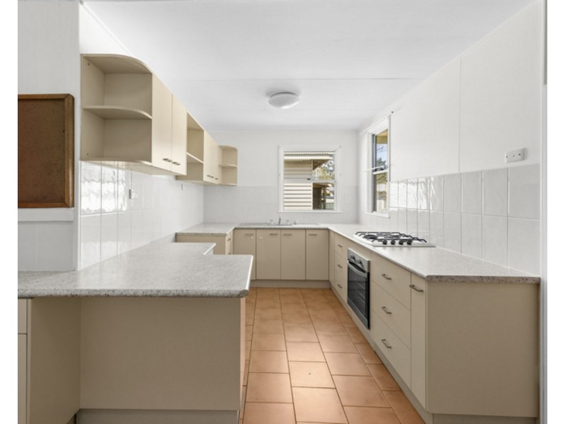 40 Wallace Street, Newtown QLD 4350
