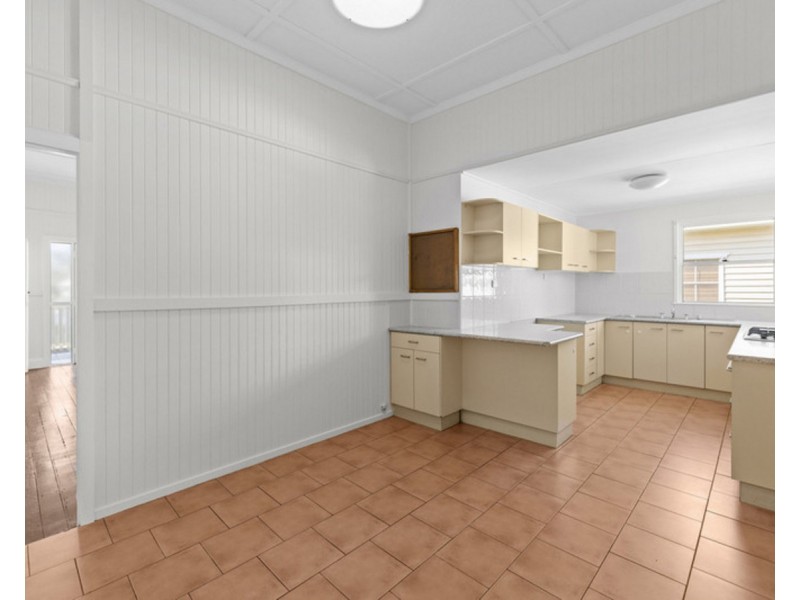 40 Wallace Street, Newtown QLD 4350