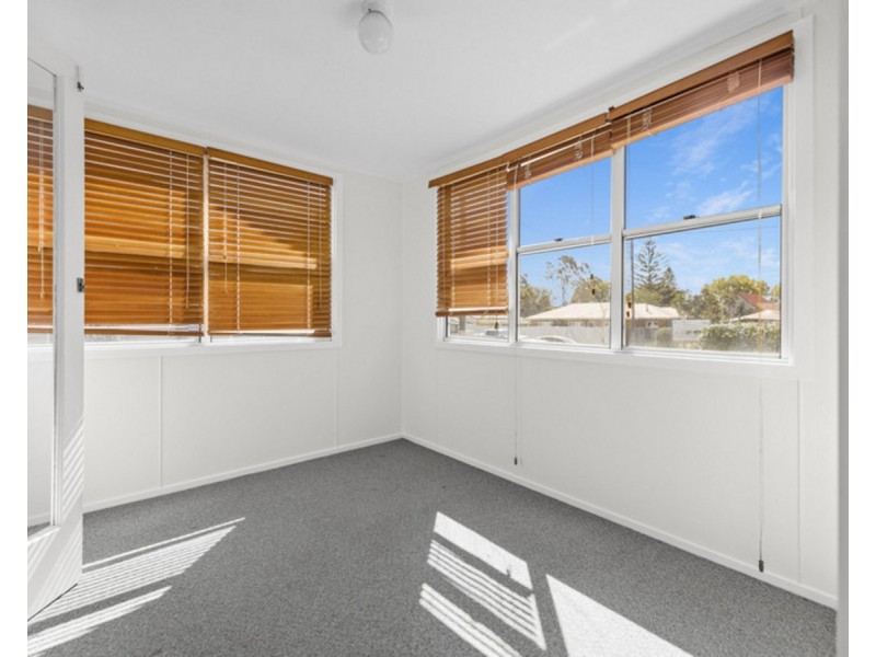 40 Wallace Street, Newtown QLD 4350