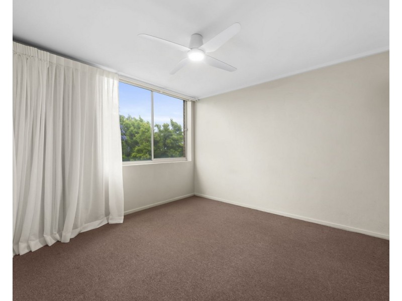 2/33 – 35 Godsall Street, East Toowoomba QLD 4350