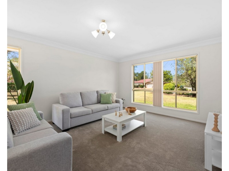 6 Pendlebury Court, Highfields QLD 4352
