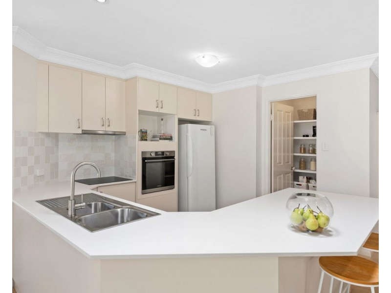 6 Pendlebury Court, Highfields QLD 4352