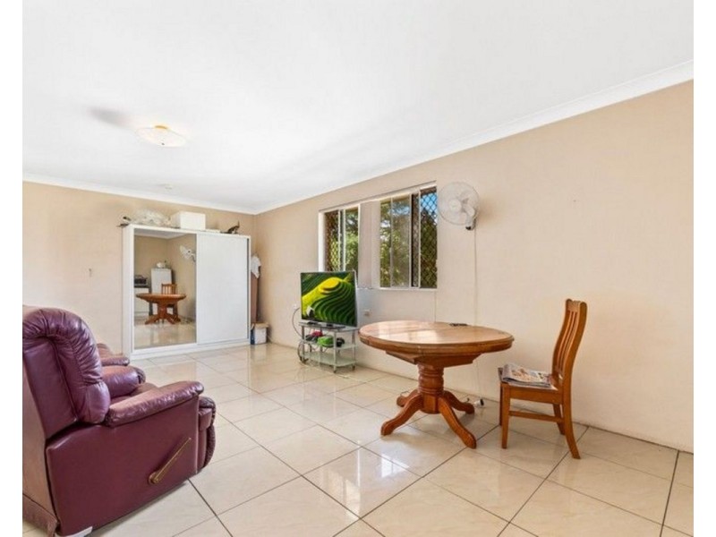 3/277a James Street, Newtown QLD 4350