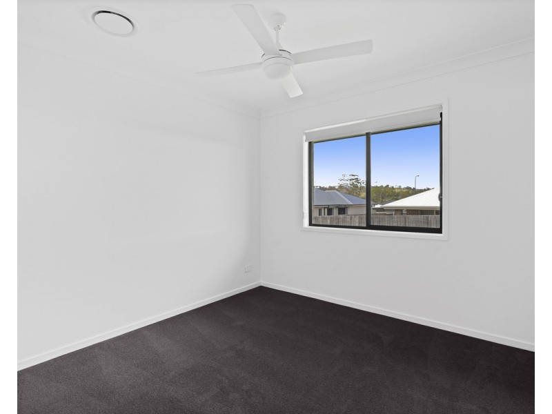 12 Clara May Street, Cotswold Hills QLD 4350