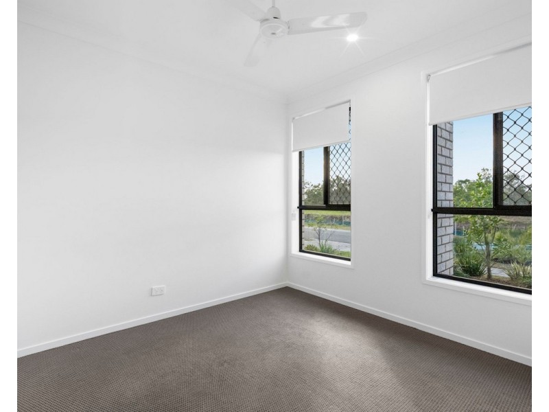 2/10 Derwent Street, Plainland QLD 4341