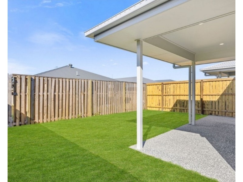 1/30 Reaside Road, Walloon QLD 4306