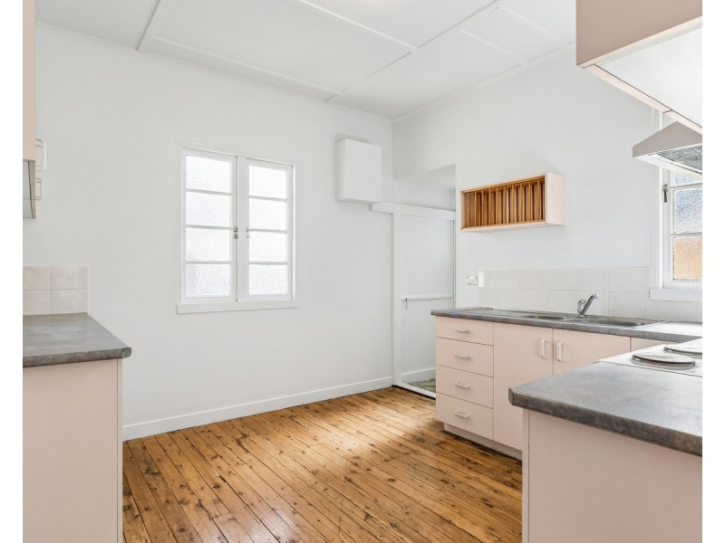 153 Perth Street, South Toowoomba QLD 4350