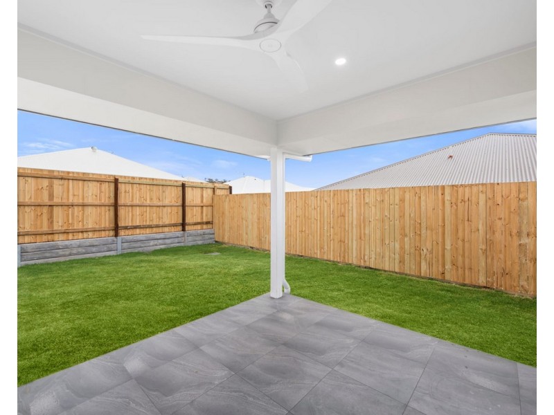17 Dunmall Crescent, Glenvale QLD 4350