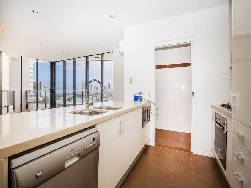 1704/2 Aqua Street, Southport QLD 4215