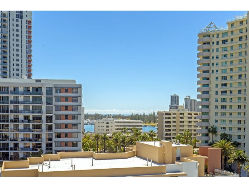 2 Aqua Street, Southport QLD 4215