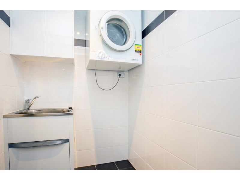 2 Aqua Street, Southport QLD 4215