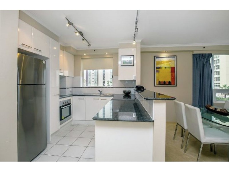 1 Hughes Avenue, Main Beach QLD 4217