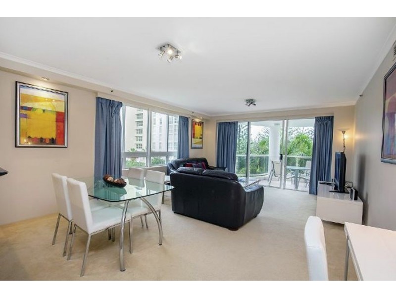 1 Hughes Avenue, Main Beach QLD 4217