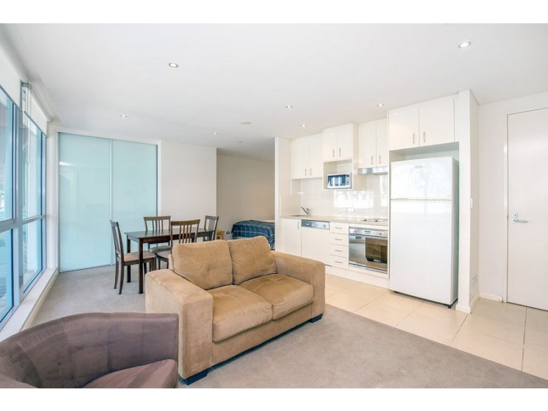 516B/1 Como Crescent, Southport QLD 4215