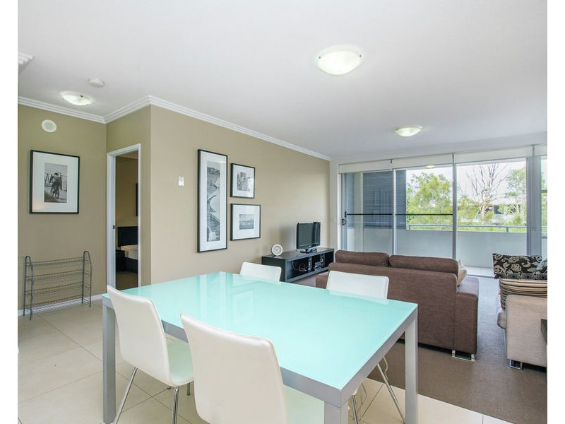 1-7 Moores Crescent, Varsity Lakes QLD 4227