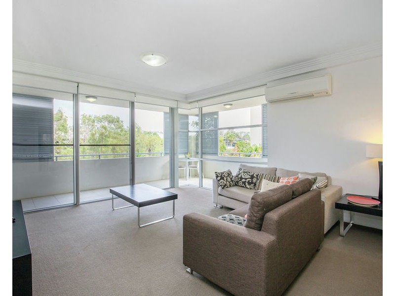 1-7 Moores Crescent, Varsity Lakes QLD 4227