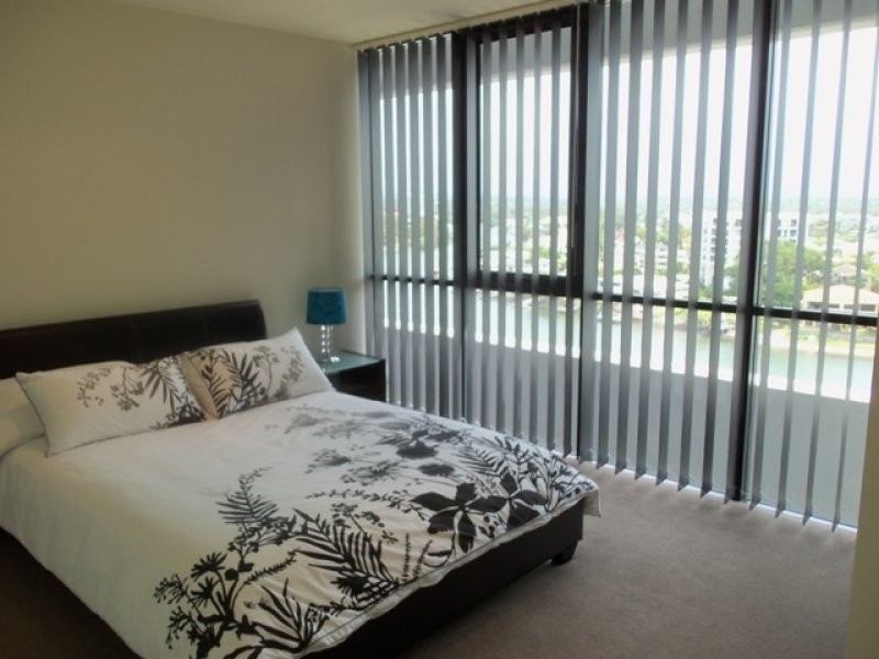 1004/4 Wahroonga Place, Surfers Paradise QLD 4217